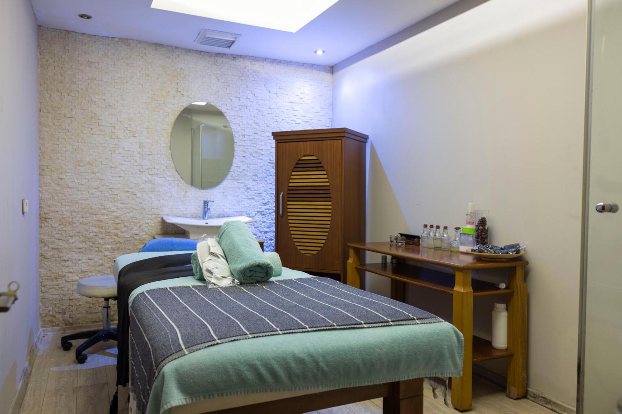 Anemon Kent Cigli Otel Esmirna Exterior foto